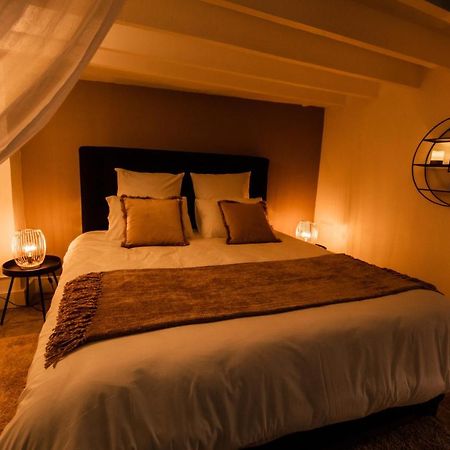 Suite romantique avec Jacuzzi - Hypercentre, Place Jean Jaurès Montpellier Extérieur photo